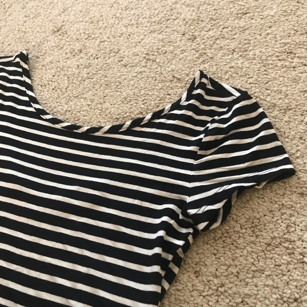GUESS | NWOT Striped Crop Top